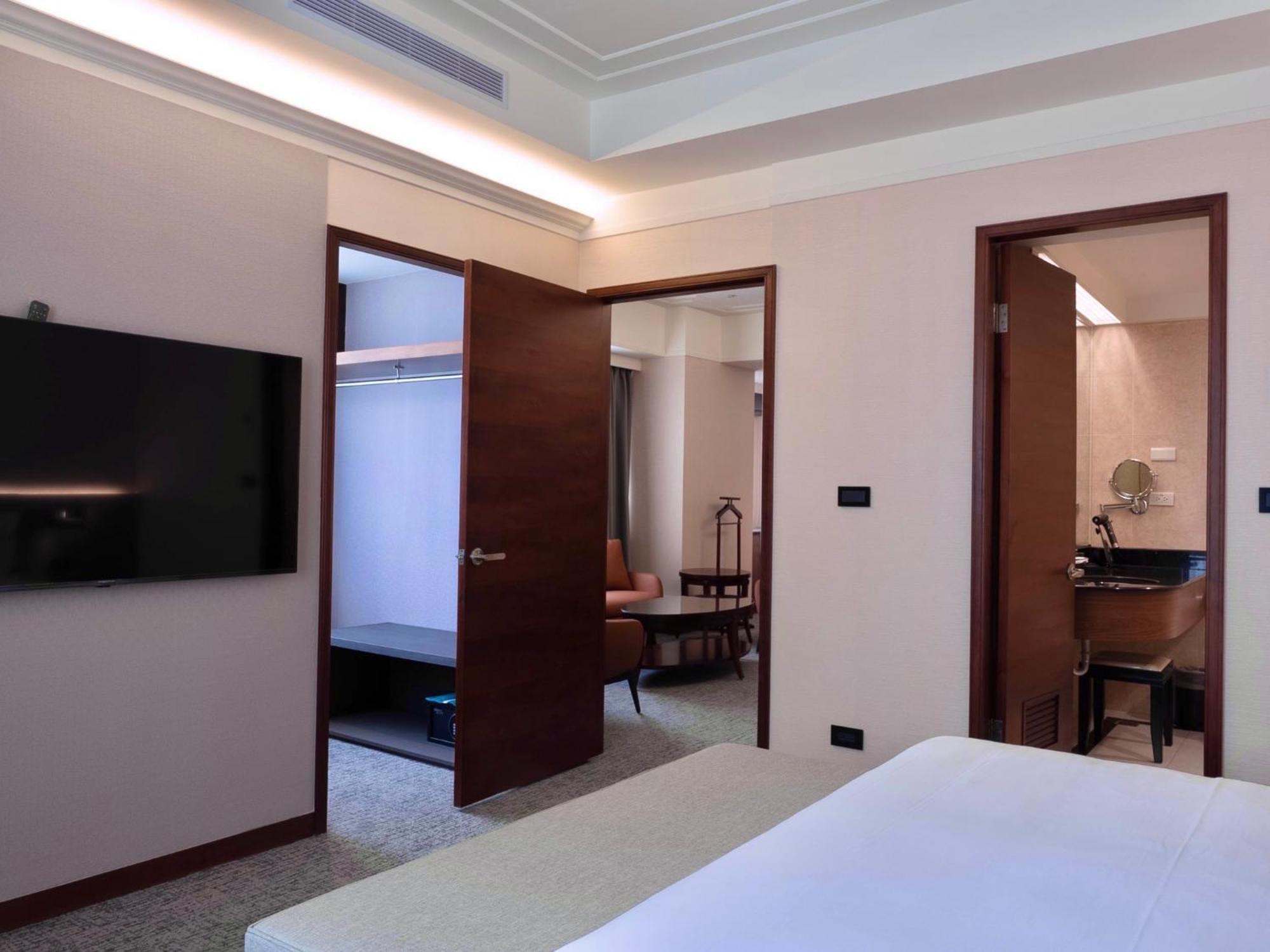 Fullon Poshtel Jhongli Hotel Zhongli Exterior photo