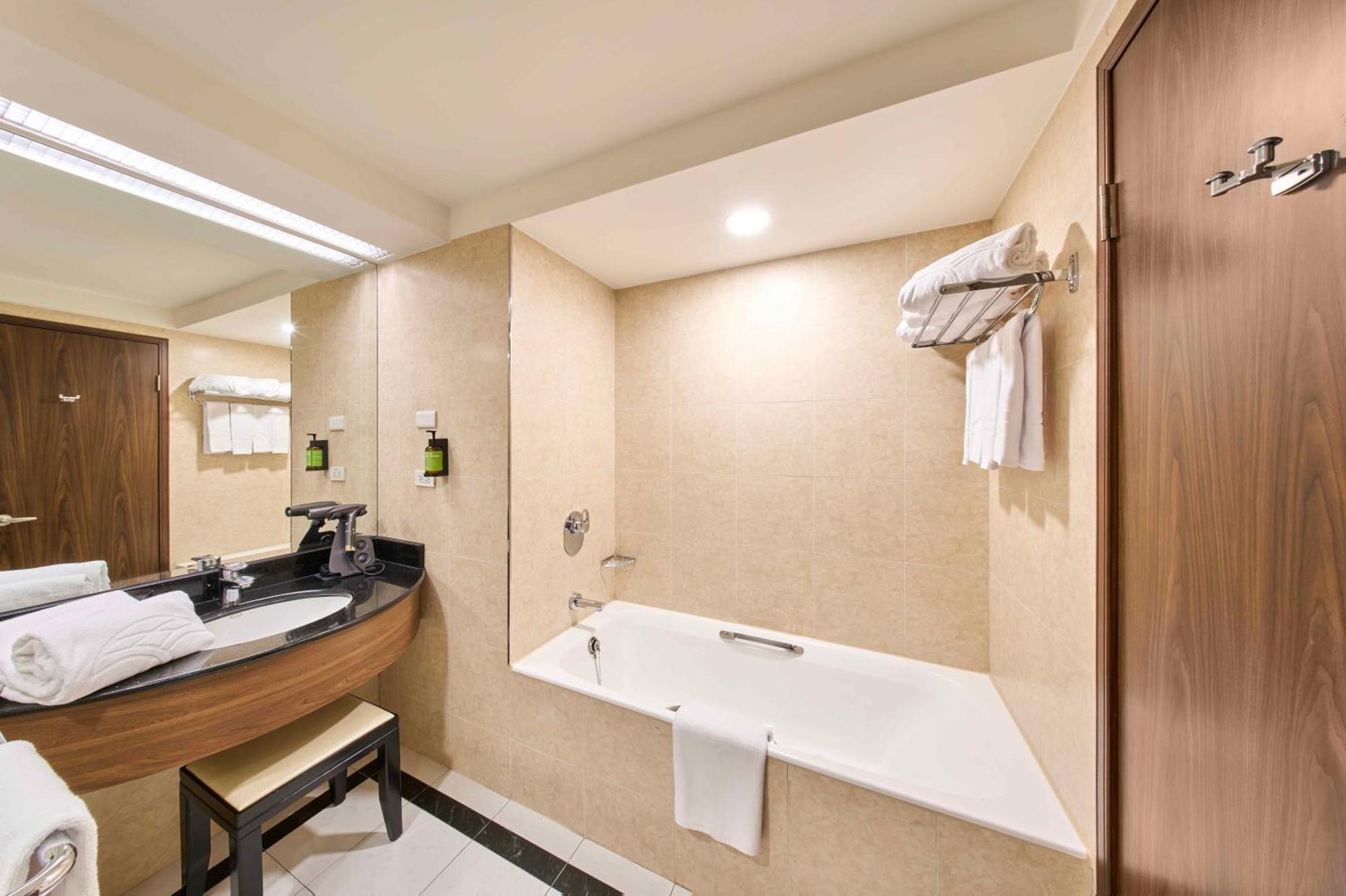 Fullon Poshtel Jhongli Hotel Zhongli Exterior photo
